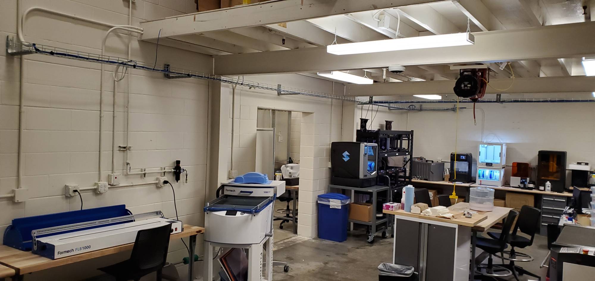 full view of the rapid prototyping lab